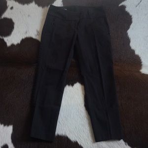Ann Taylor modern crop, black, size 0